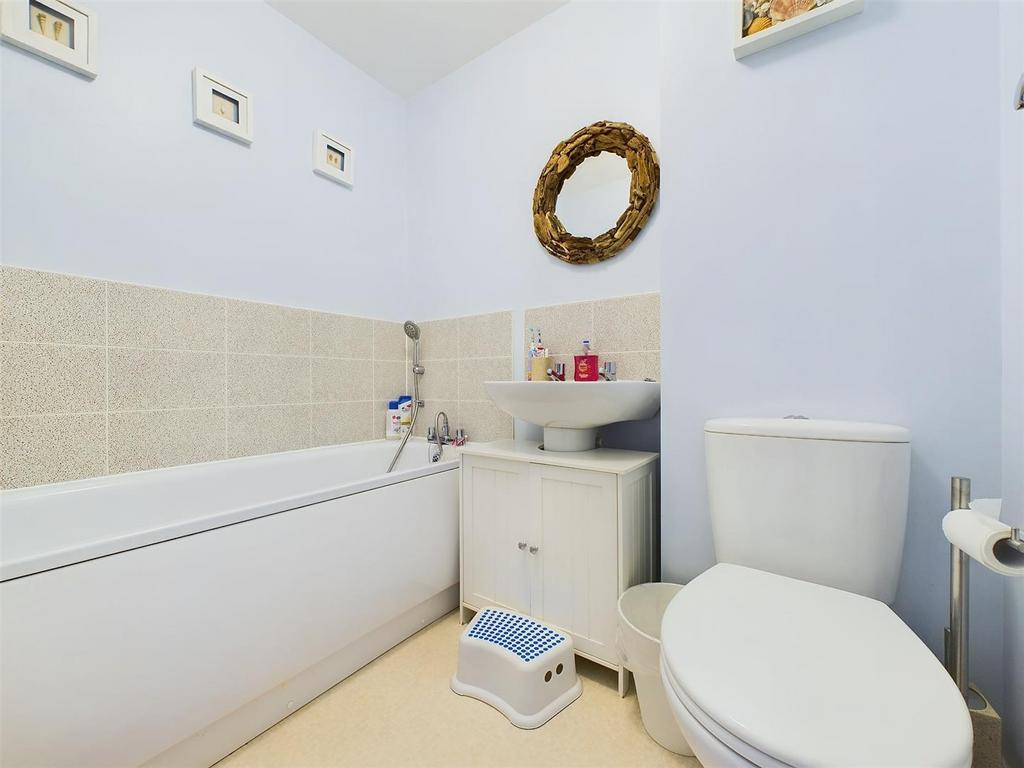 AD0302 Bathroom.jpg