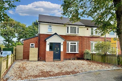 3 bedroom semi-detached house for sale, Broadgate Crescent, Horsforth LS18