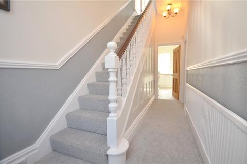 3 bedroom end of terrace house for sale, Greenside Road, Mirfield, West Yorkshire, WF14