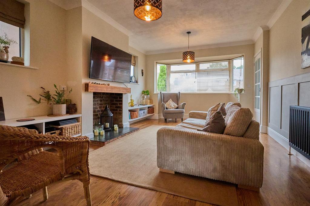 Front Lounge