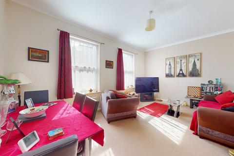 2 bedroom flat for sale, Tamar Court, Saltash, PL12