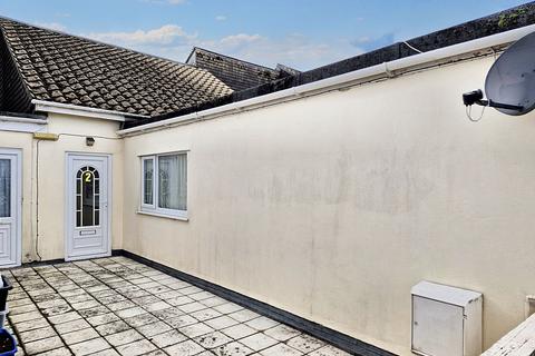 2 bedroom flat for sale, Tamar Court, Saltash, PL12