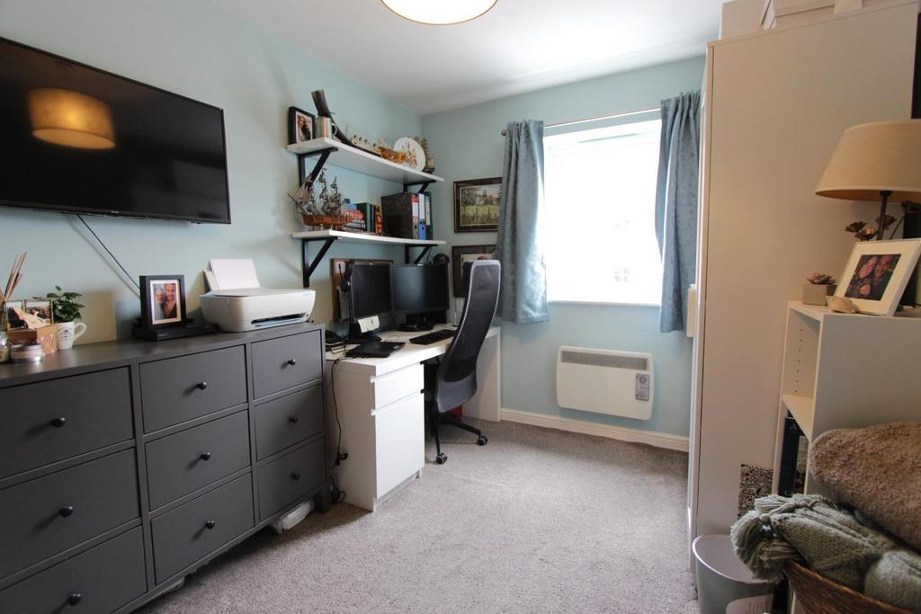 7. bedroom 2 .JPG