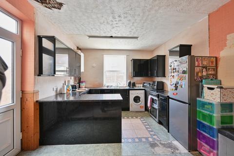 4 bedroom terraced house for sale, St. Heliers Road, Blackpool FY1