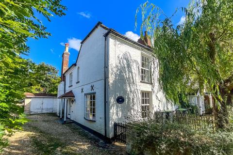 2 bedroom end of terrace house for sale, Salisbury Road, Winkton, Christchurch, Dorset, BH23