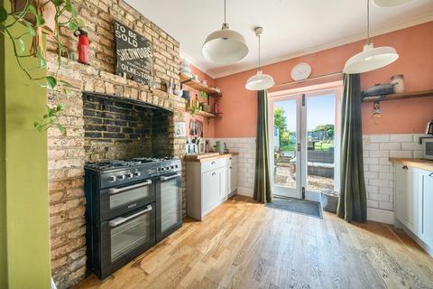 251 Dover Road, Folkestone, CT19 6NT