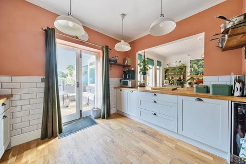 251 Dover Road, Folkestone, CT19 6NT