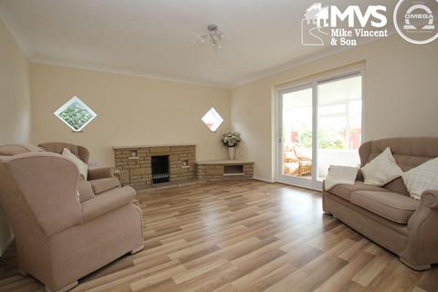 3 bedroom bungalow for sale, Millers Barn Road, Clacton-on-Sea