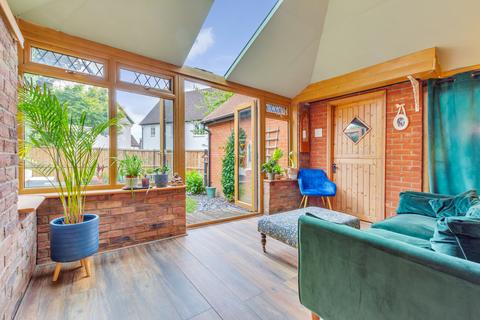 8 Bryant Link, Springfield, Chelmsford, CM2 6GZ
