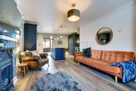 8 Bryant Link, Springfield, Chelmsford, CM2 6GZ