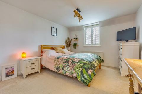 8 Bryant Link, Springfield, Chelmsford, CM2 6GZ