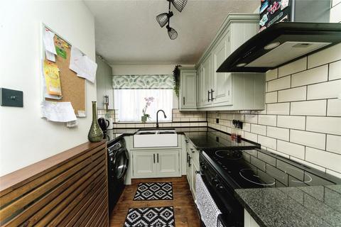 4 Broad Oak Close, Eastbourne, BN23 8LJ