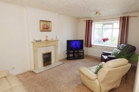 2 bedroom semi-detached bungalow for sale, Chestnut Rise, Leeds LS12