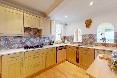 3 bedroom apartment for sale, Highcliffe Road, Swanage