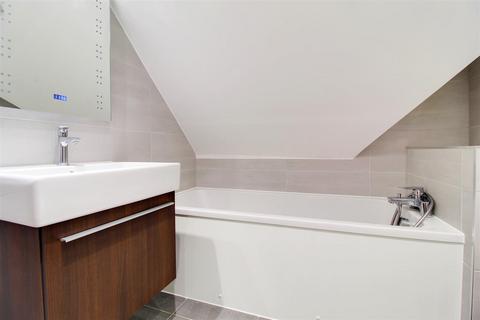 20 Green Close, Brookmans Park, Hatfield, AL9 7ST