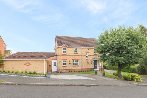 28 Bright Meadow, Halfway, Sheffield, S20 4SY