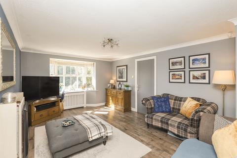 28 Bright Meadow, Halfway, Sheffield, S20 4SY