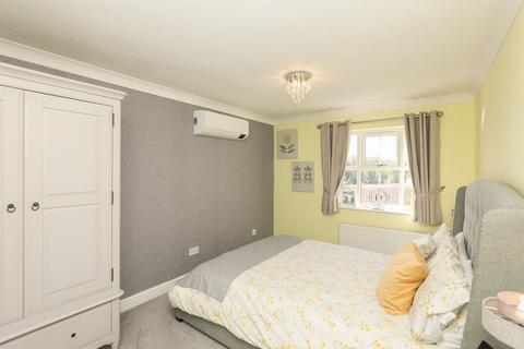 28 Bright Meadow, Halfway, Sheffield, S20 4SY