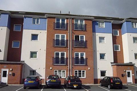 2 bedroom flat to rent, Old Coach Road, Runcorn WA7