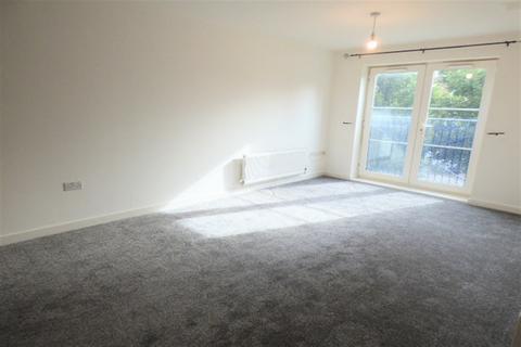 2 bedroom flat to rent, Old Coach Road, Runcorn WA7