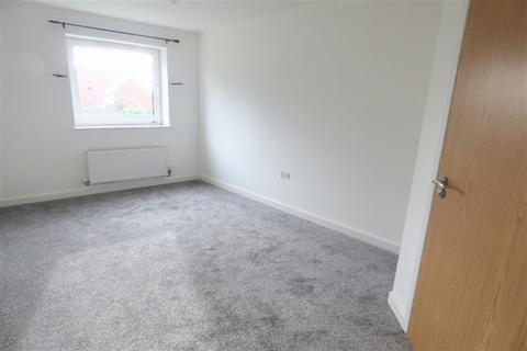 2 bedroom flat to rent, Old Coach Road, Runcorn WA7