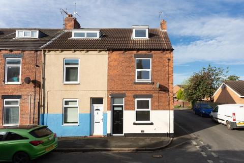 2 bedroom end of terrace house for sale, Buller Street, Selby