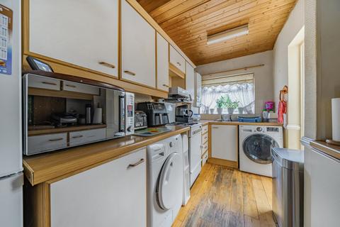 165 Days Lane, Sidcup, DA15 8JT