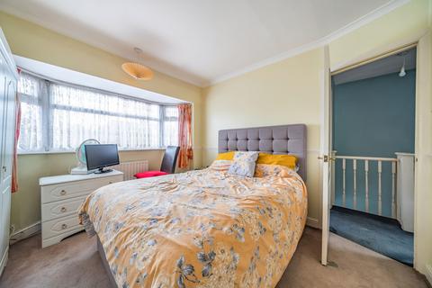165 Days Lane, Sidcup, DA15 8JT