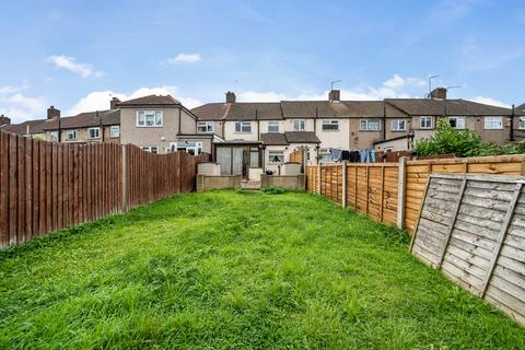 165 Days Lane, Sidcup, DA15 8JT