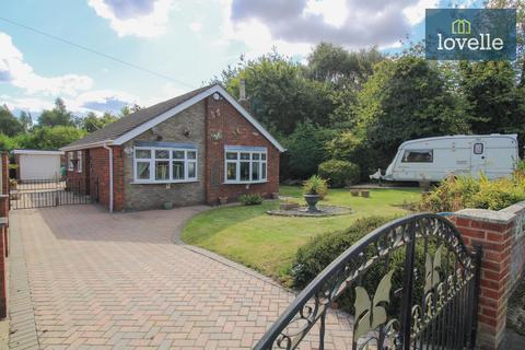 3 bedroom detached bungalow for sale, Barnoldby Road, Waltham DN37