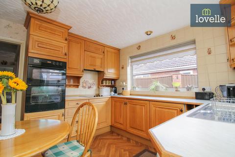 3 bedroom detached bungalow for sale, Barnoldby Road, Waltham DN37