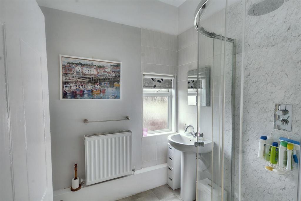 DSC 5235bathroom.jpeg