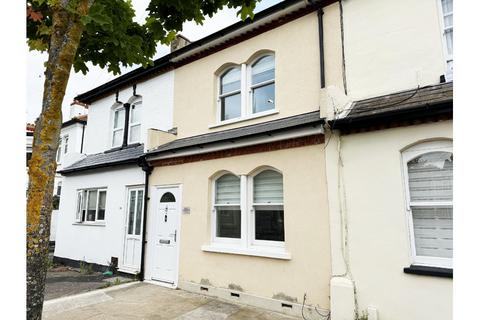 3 bedroom terraced house to rent, Park Road, Westcliff-on-Sea