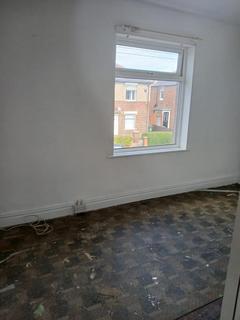 2 bedroom flat to rent, 8 Grosvenor Gardens Howden Wallsend Tyne and Wear