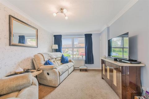 64 Hunters Row, Boroughbridge, York, YO51 9PE