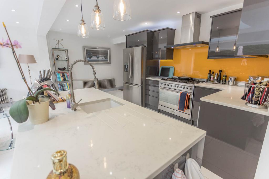Kitchen with island