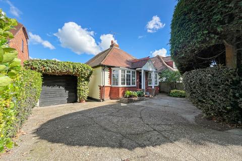 11 Broadview Avenue, Gillingham, ME8 9DB