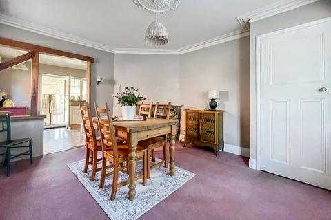 11 Broadview Avenue, Gillingham, ME8 9DB