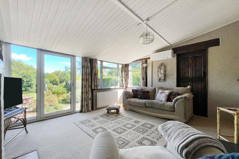 11 Broadview Avenue, Gillingham, ME8 9DB