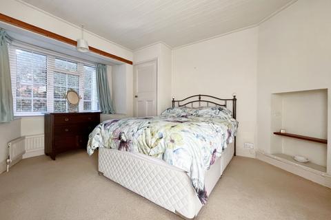11 Broadview Avenue, Gillingham, ME8 9DB