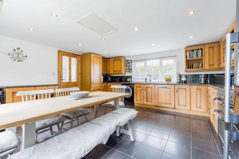 5 bedroom detached house for sale, Crix Green, Felsted, Dunmow