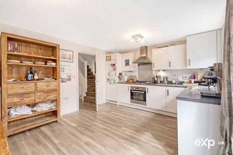 121 Broadhurst Place, Basildon, SS14 2FA