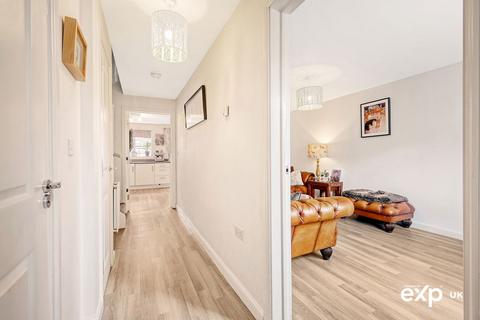 121 Broadhurst Place, Basildon, SS14 2FA