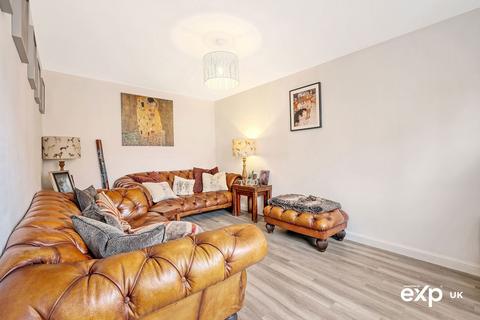 121 Broadhurst Place, Basildon, SS14 2FA