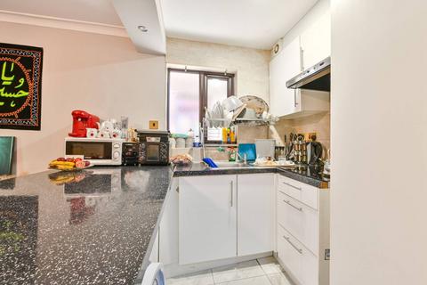 1 bedroom flat for sale, Harp Island Close, Neasden, London, NW10