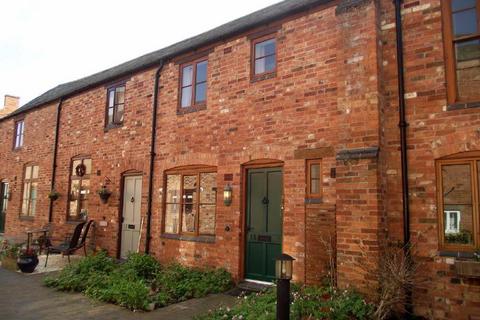 1 bedroom mews to rent, Aldwinckles Yard, Market Harborough