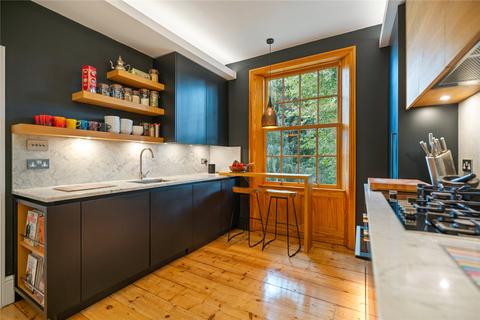 135b Southgate Road, London, N1 3JZ