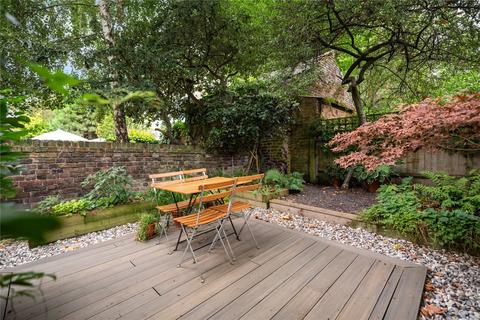 135b Southgate Road, London, N1 3JZ