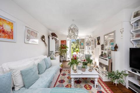 13 Withypitts, Turners Hill, Crawley, RH10 4PJ