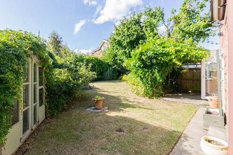 20 Beaver Close, Colchester, CO3 9DZ